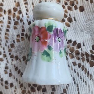 Vintage Handpainted Floral Corked Cinnamon Salt/Pepper Shaker